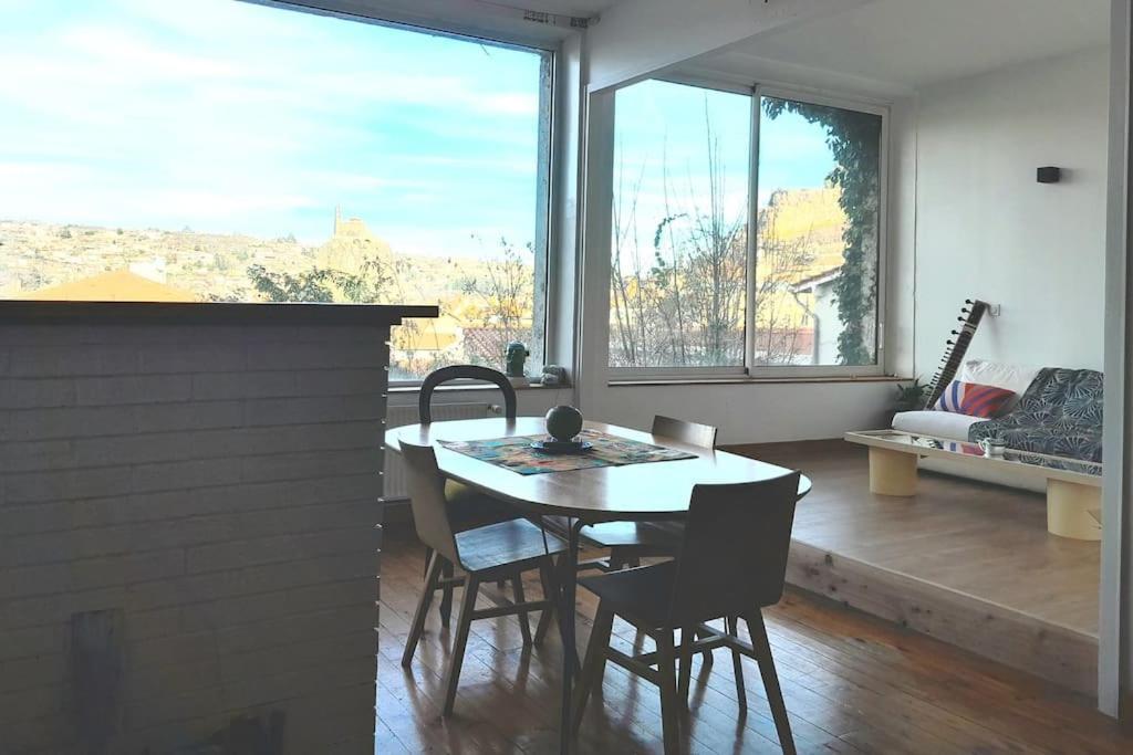 Appartement Vue Imprenable Le Puy-en-Velay ภายนอก รูปภาพ