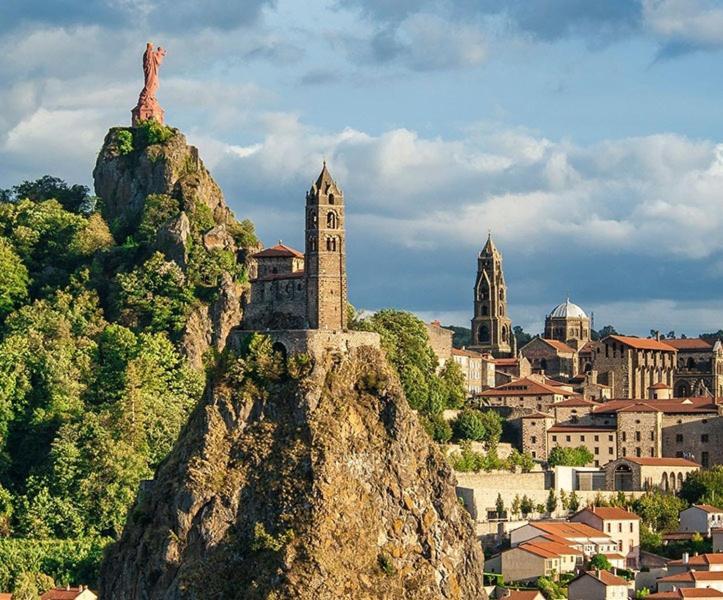 Appartement Vue Imprenable Le Puy-en-Velay ภายนอก รูปภาพ